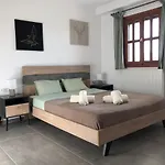 παραδοσιακό σπίτι με τζάκι Chalet Volos