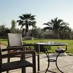 παραδοσιακό σπίτι με τζάκι Chalet *