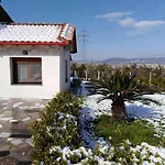 Chalet παραδοσιακό σπίτι με τζάκι *