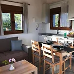 παραδοσιακό σπίτι με τζάκι Chalet *