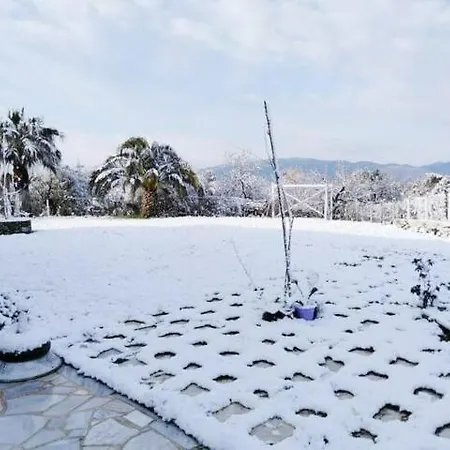 Παραδοσιακό Σπίτι Με Τζάκι Шале *