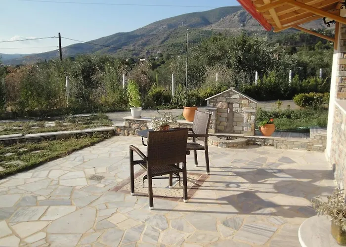 Παραδοσιακό Σπίτι Με Τζάκι Alpesi faház *