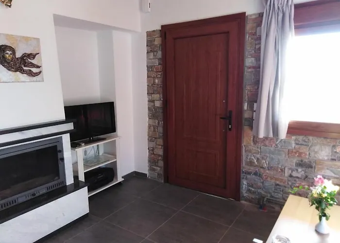 Παραδοσιακό Σπίτι Με Τζάκι