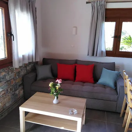 Παραδοσιακό σπίτι με τζάκι Βόλος