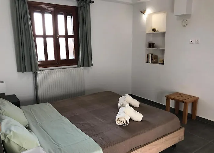 Παραδοσιακό Σπίτι Με Τζάκι *