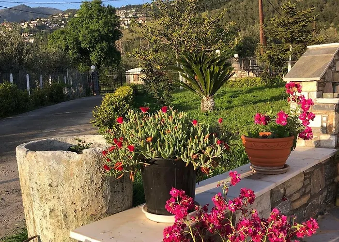 シャレー Παραδοσιακό Σπίτι Με Τζάκι